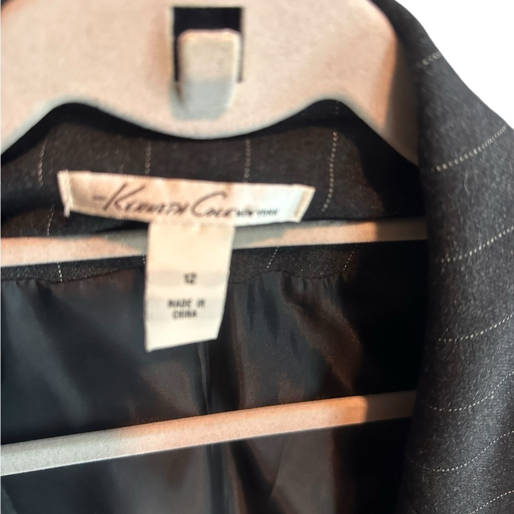 Kenneth Cole gray blazer - Picture 8 of 8